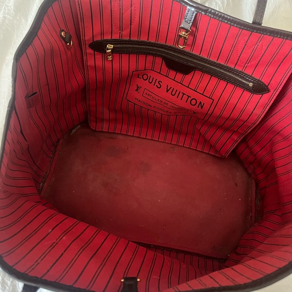 Authentic Louis Vuitton Neverfull GM - Picture 8 of 16